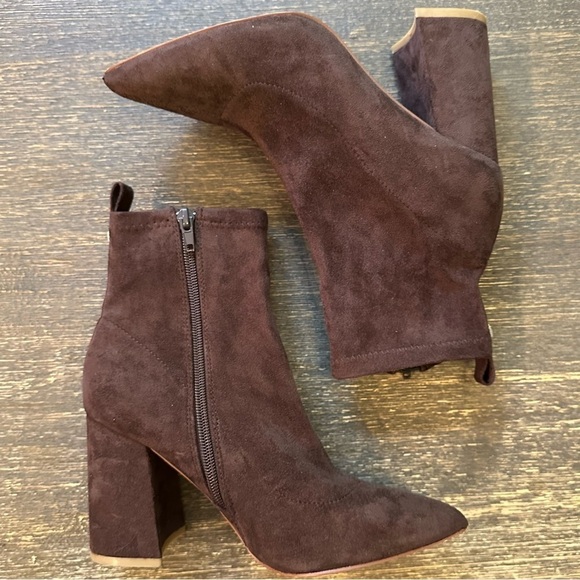 STEVE MADDEN FALONA BROWN FAUX SUEDE BLOCK HEEL ZIP SIDE HEEL GRIP BOOTIE 7.5 - Picture 2 of 9